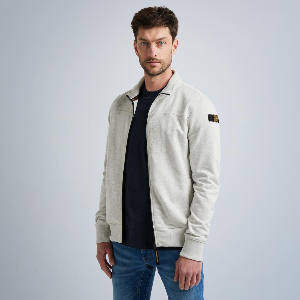 Artikel klicken und genauer betrachten! - Diese PME Legend-Strickjacke aus bequemem Sweatstoff zeichnet sich durch ihren cleanen Look aus, weshalb sie sich für die verschiedensten Anlässe eignet und mühelos zu kombinieren ist. Ein vertikales Artwork und die charakteristischen PME Legend-Details sorgen für einen lässigen Cargo-Look. | im Online Shop kaufen